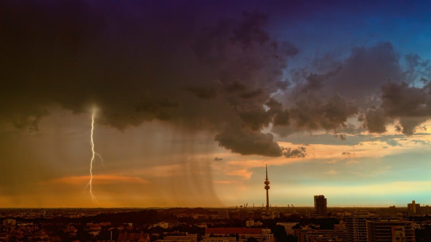 storm in the afternoon