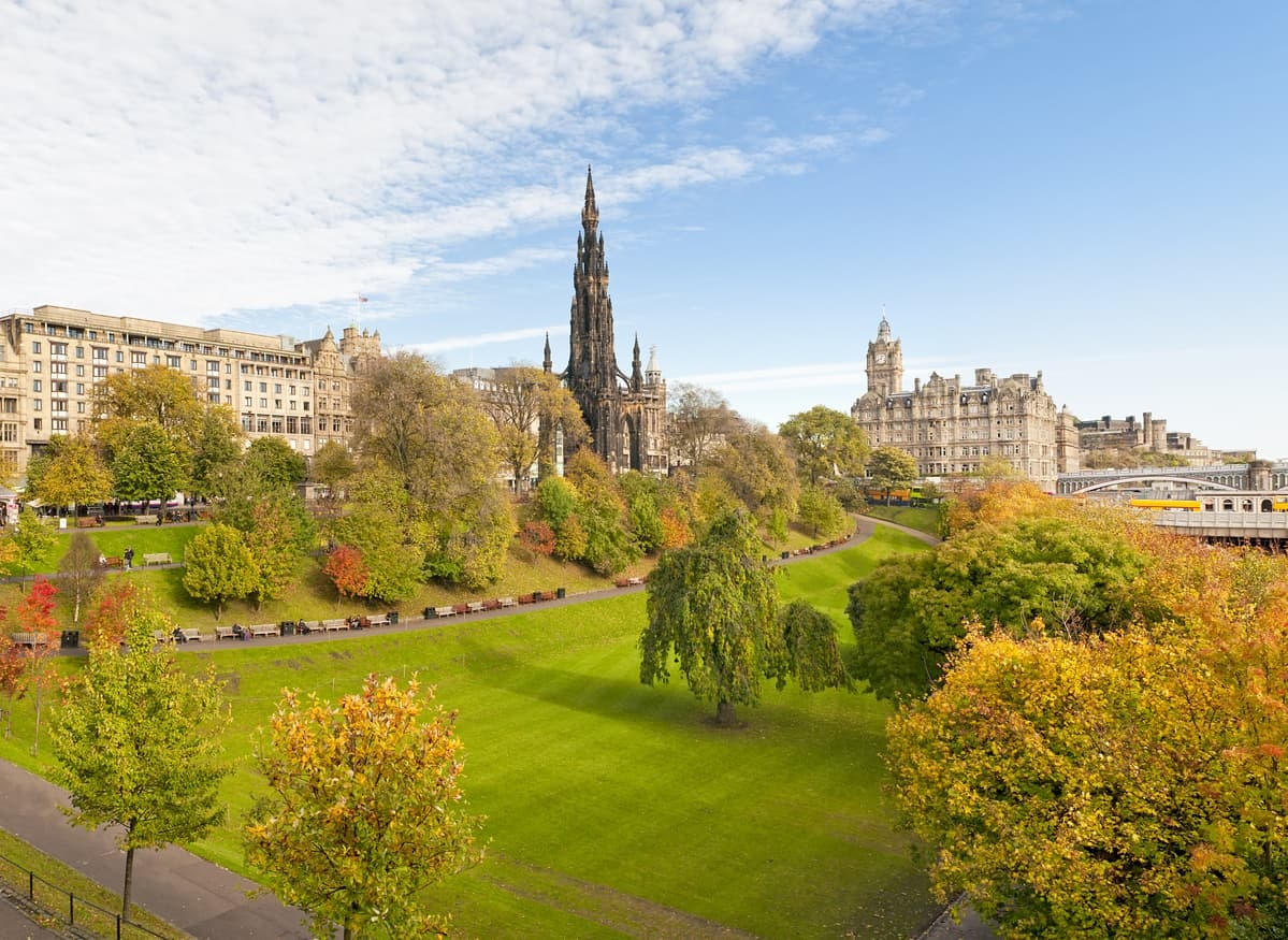 edinburgh student park area