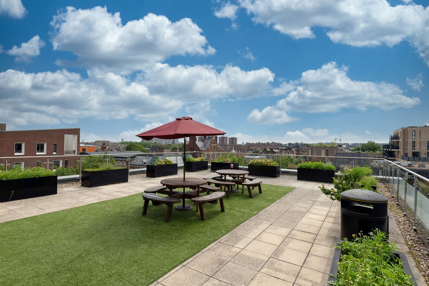 Student London, Dashwood Studios Collegiate