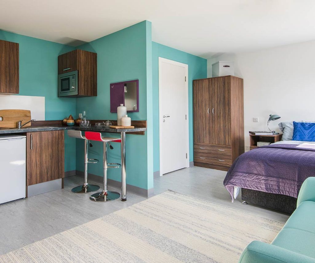 Claremont House Glasgow Student Collegiate AC