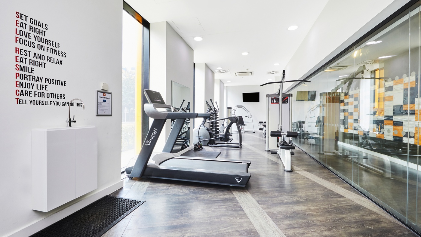 bristol tower communal bristol tower gym communal MG 9000 JJ RT JJ RT web