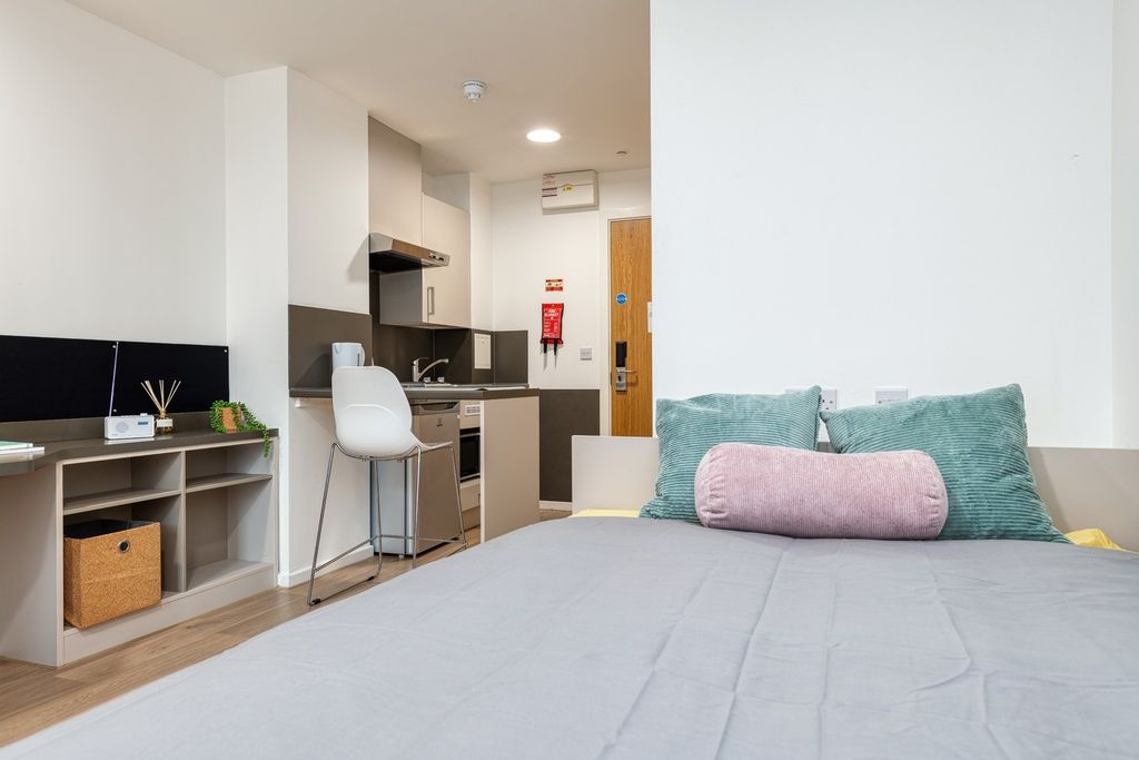 birmingham student bedroom