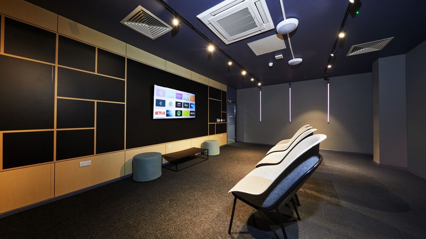 birm bag cinema MG 5831 JJ 1407 web