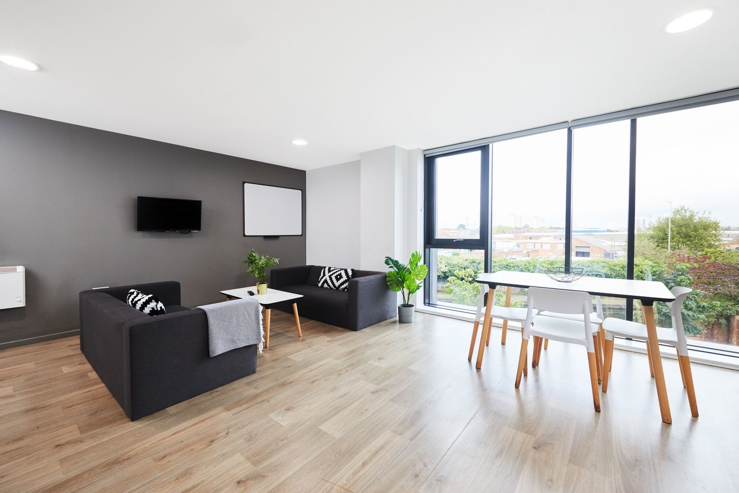 birm bag shared kit MG 5885 JJ 1424 web