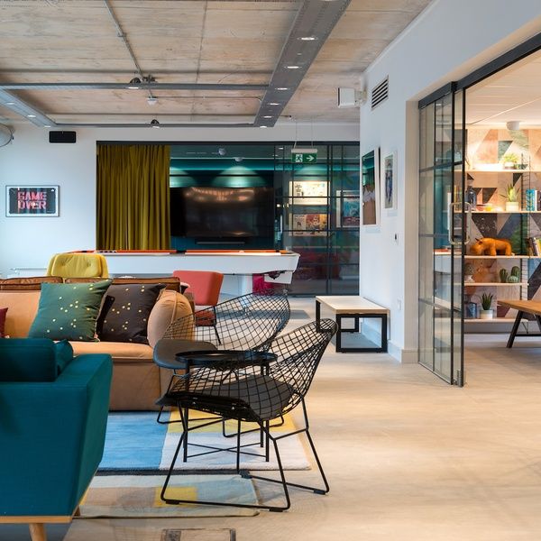 the neighbourhood exeter lounge in student accommodation