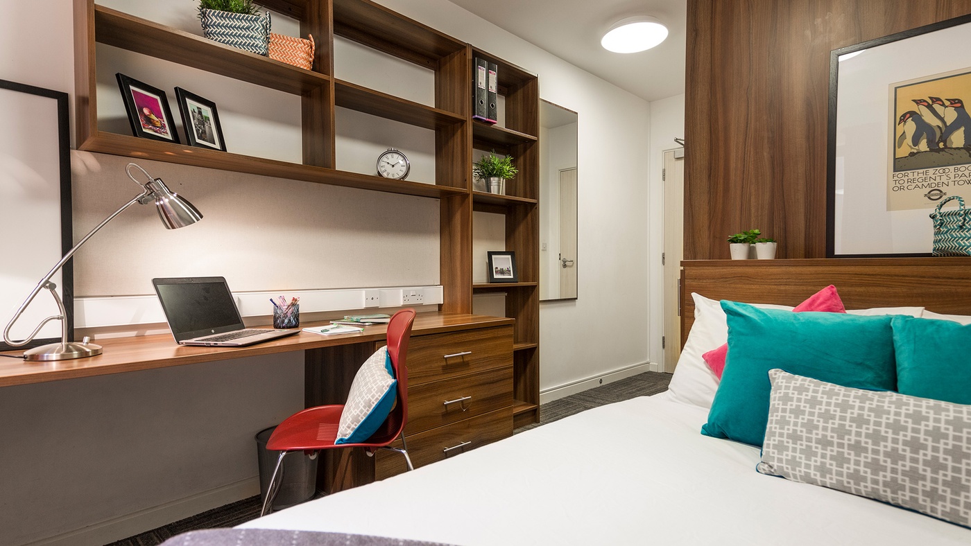 Collegiate UNIVERSE.CITY Collection - Student Apartment