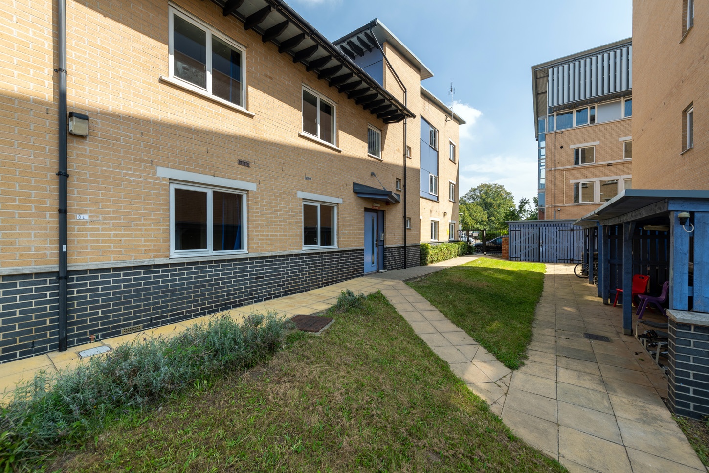 shaftesbury hall student accommodation cheltenham building