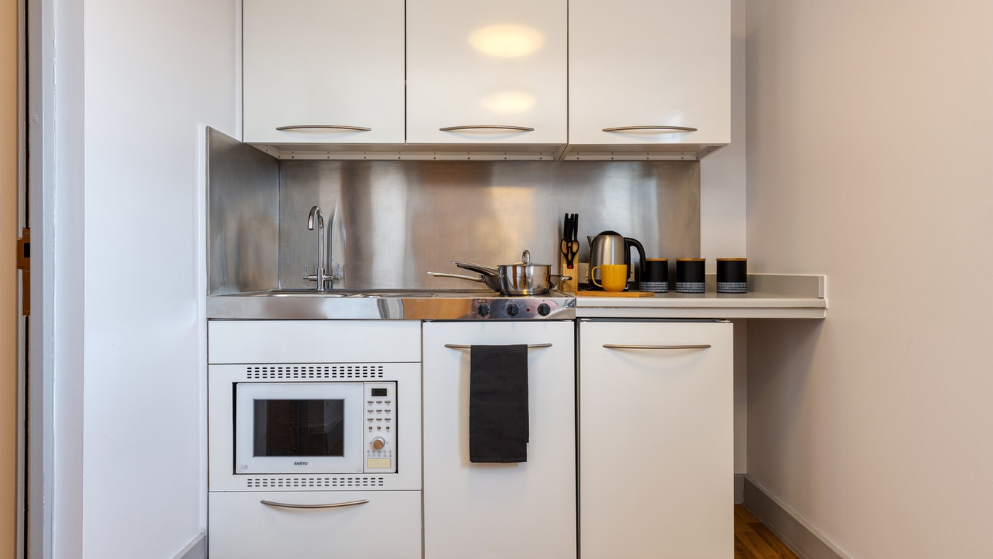 earlsdon street student accommodation portsmouth kitchen