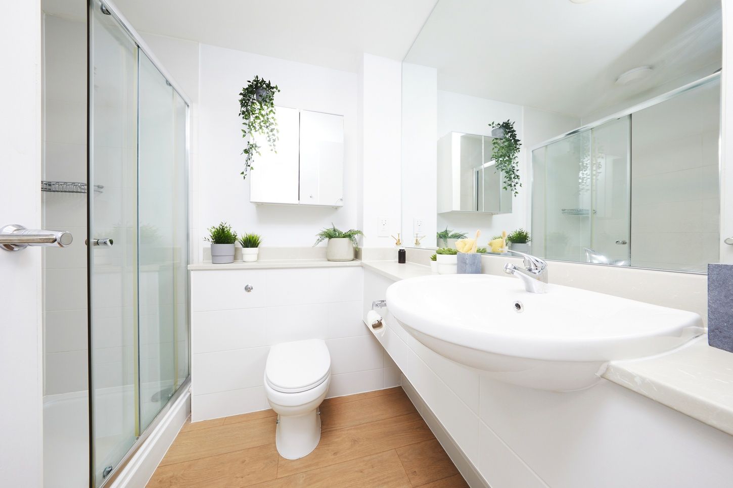 portsmouth middle st prem plus r405 IMG 7508 JJ RT web