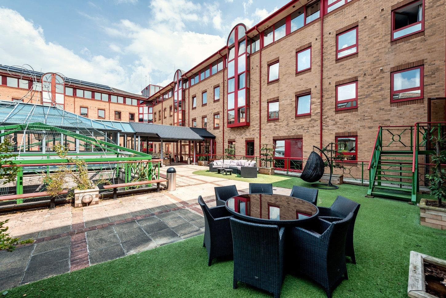 castle street student accommodation cambridge communal garden