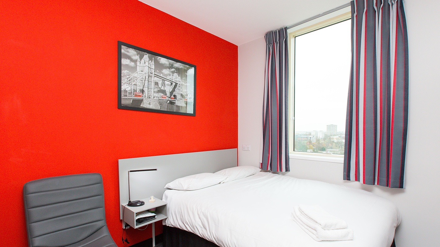 En-suite room - Student accommodation Coventry
