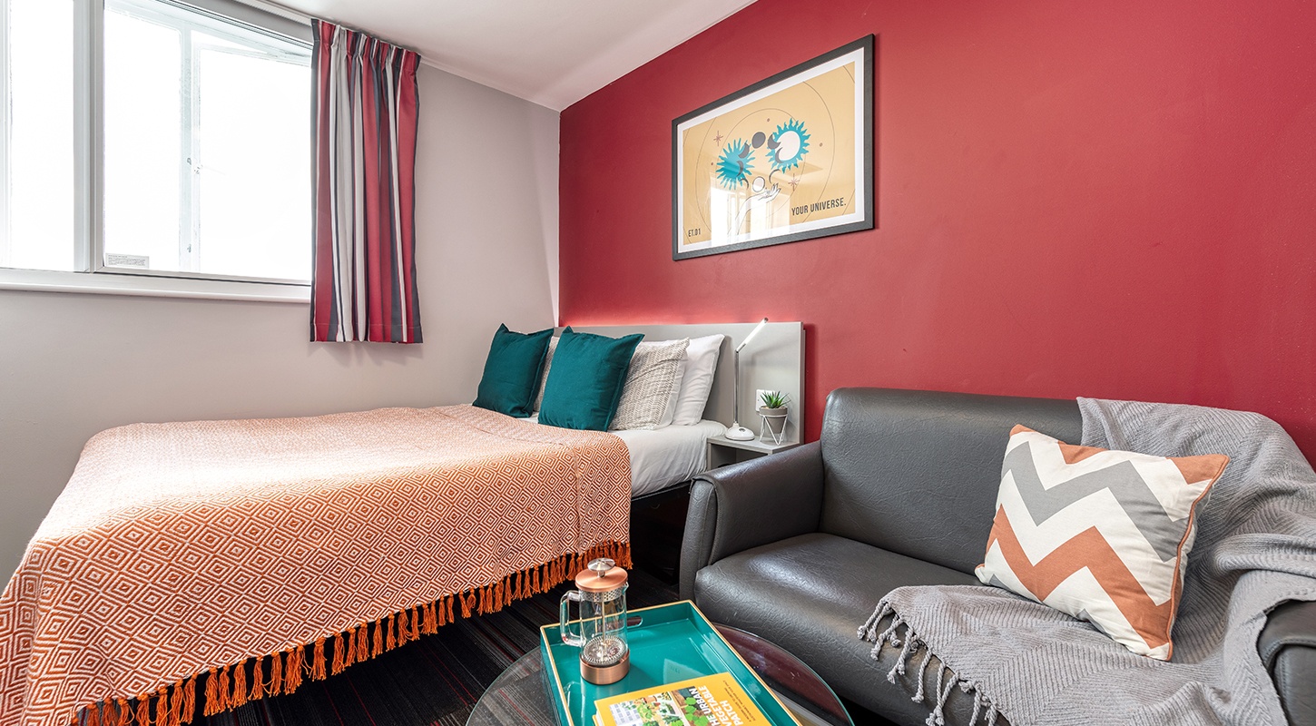 sheffield student accommodation bedroom