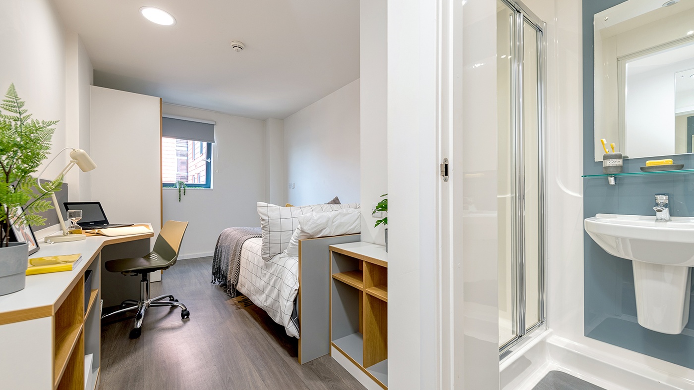 ensuite room in leicester student accommodation