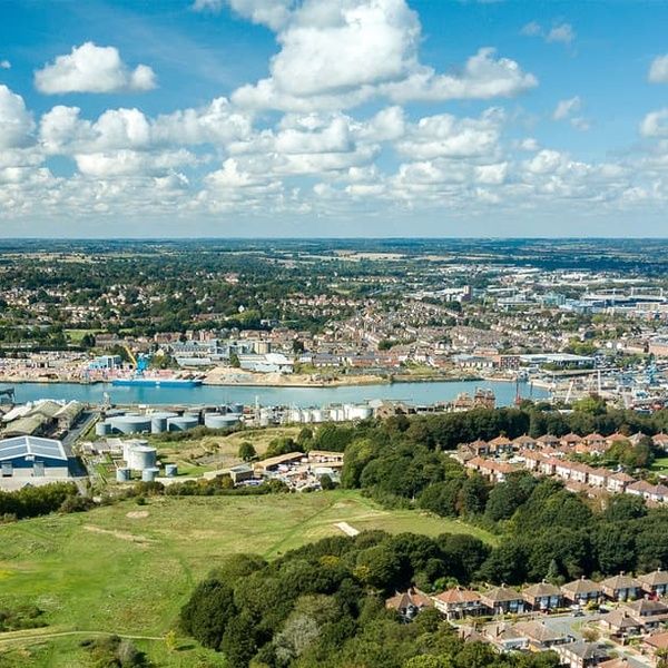 Ipswich city skyling with river