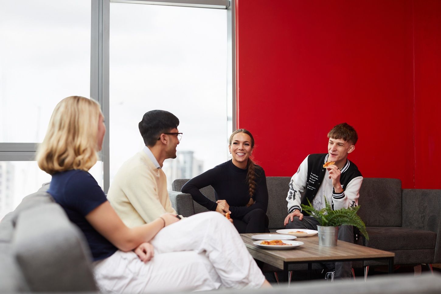 Ipswich Athena Students JJ MG 6853 web 1