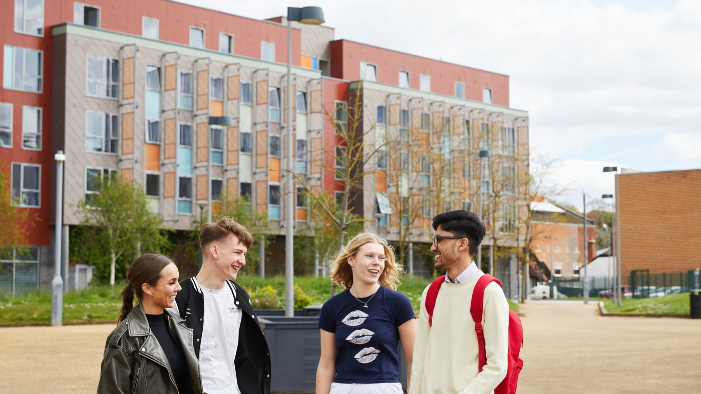Ipswich Athena Students JJ MG 7060 web