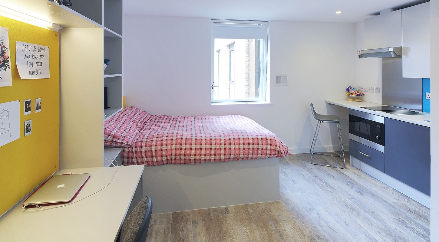 Cathedral Point, Winchester Collegiate