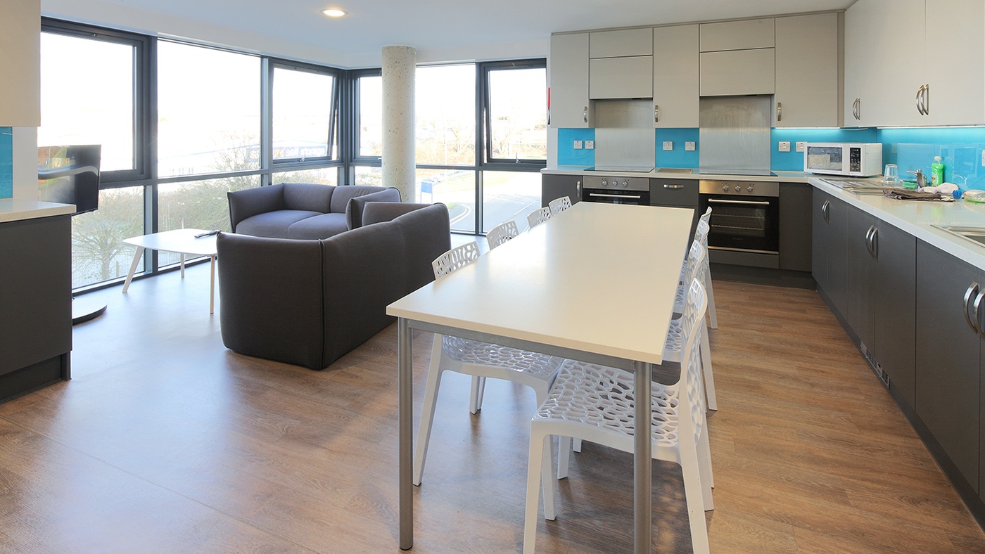student shared kitchen winchester