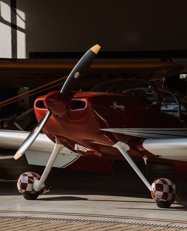 old propeller aeroplane