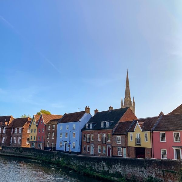 norwich canal and houses