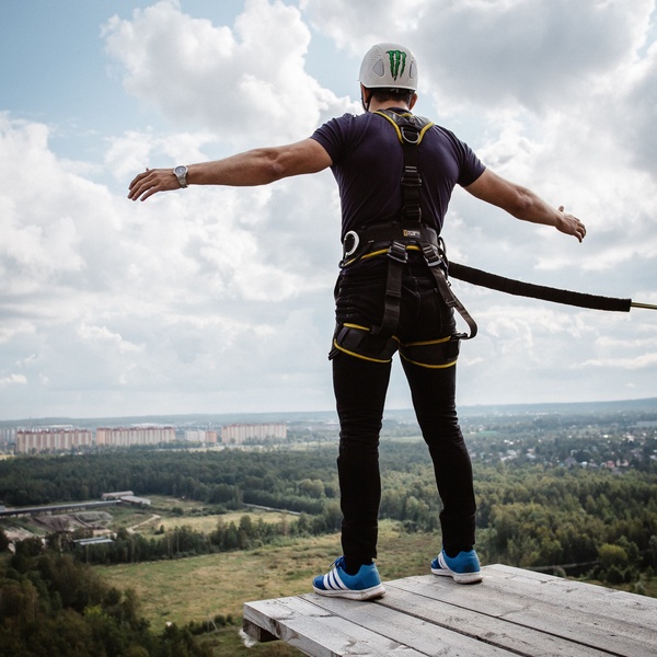 student bungee jump