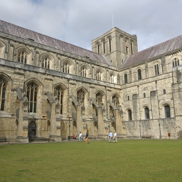 winchester cathedral exterior