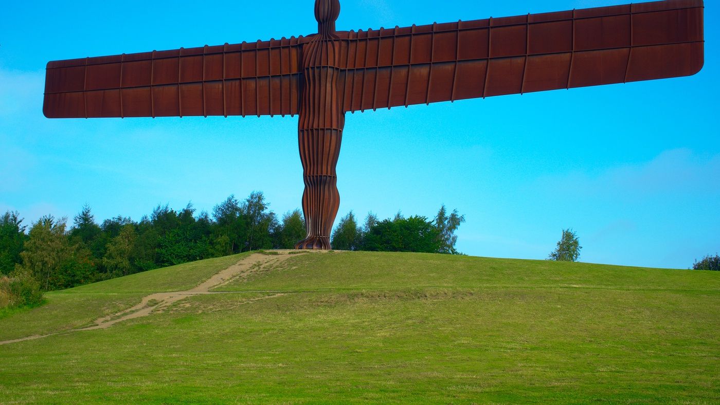 Angel of the north statue