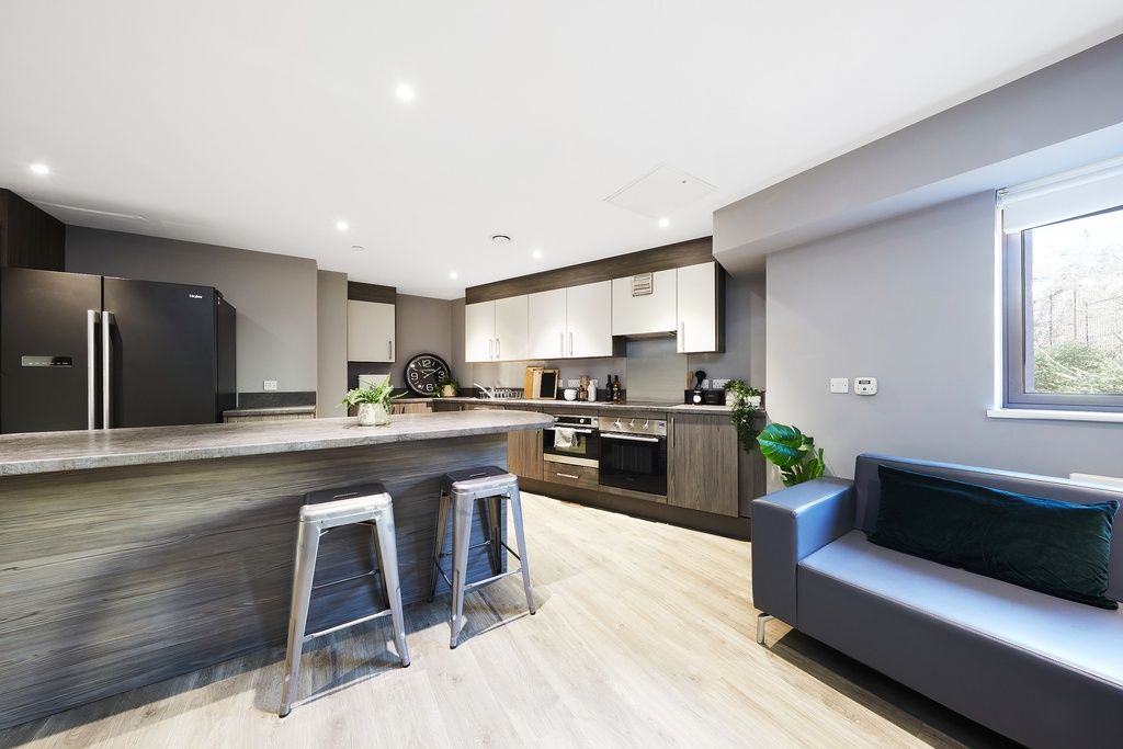 nova nott 6bed kitchen 01 MG 0506 WEB