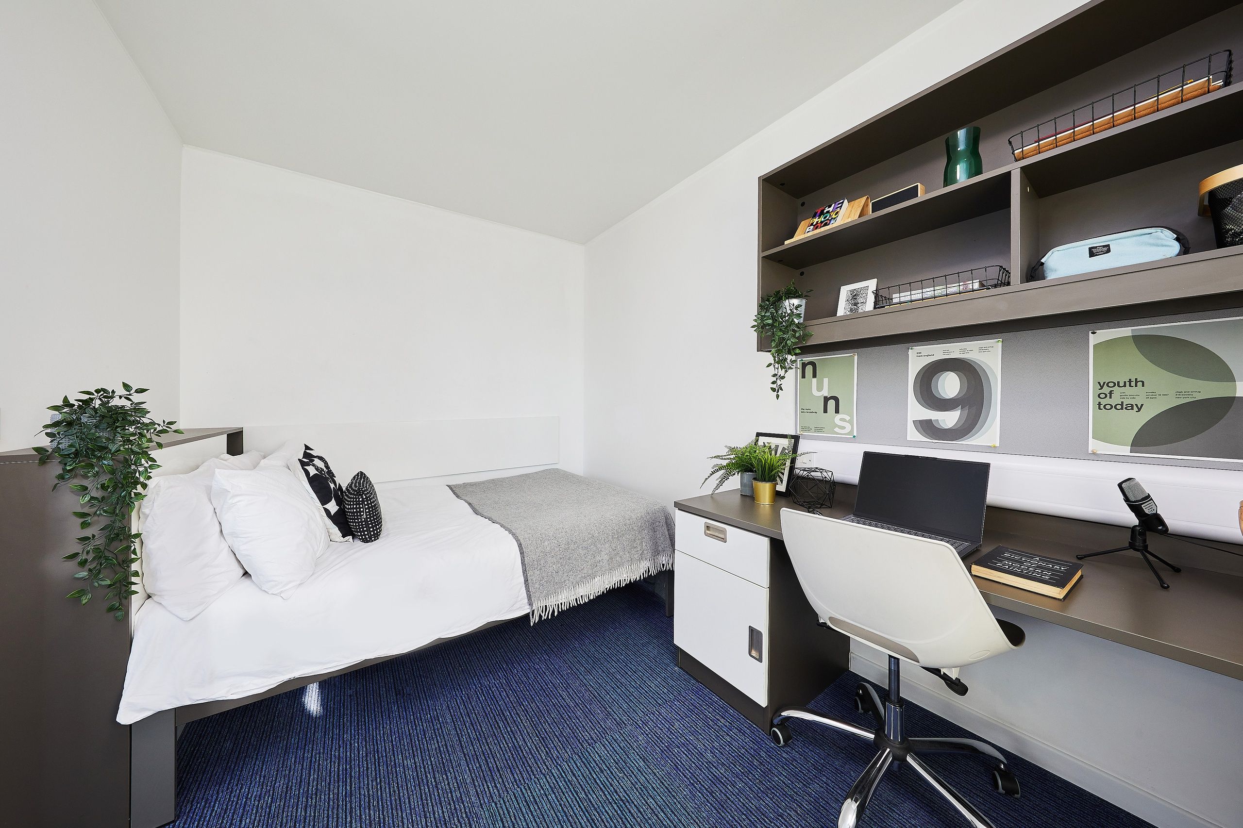 essex copse 7.6 prem plus ES MG 8192 RT JJ web