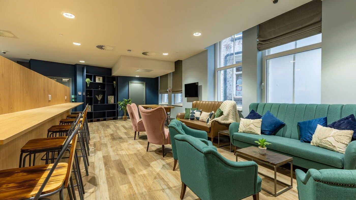 05 social lounges community spaces