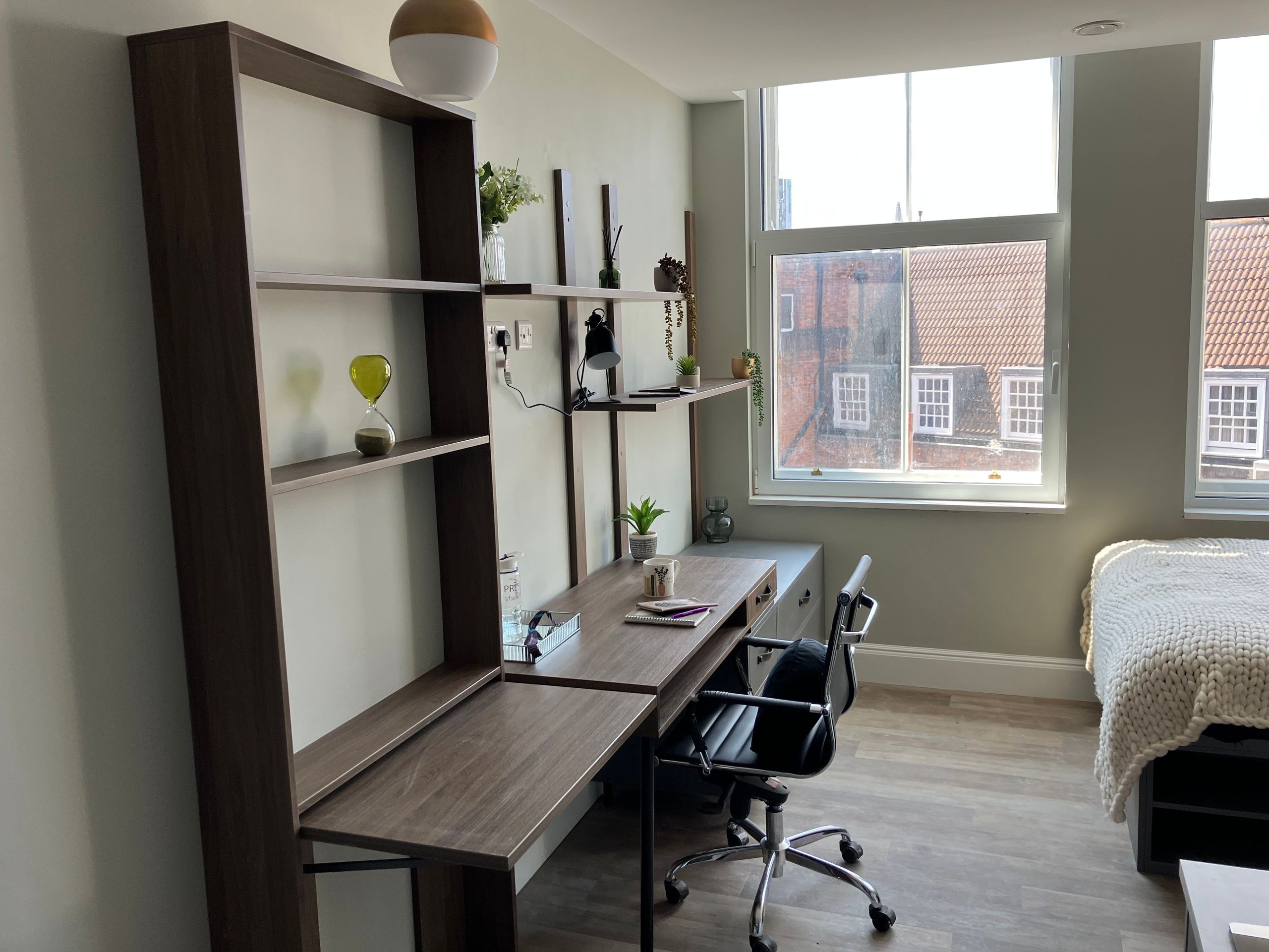 Chamberlain Place Bronze Studio Show flat 14