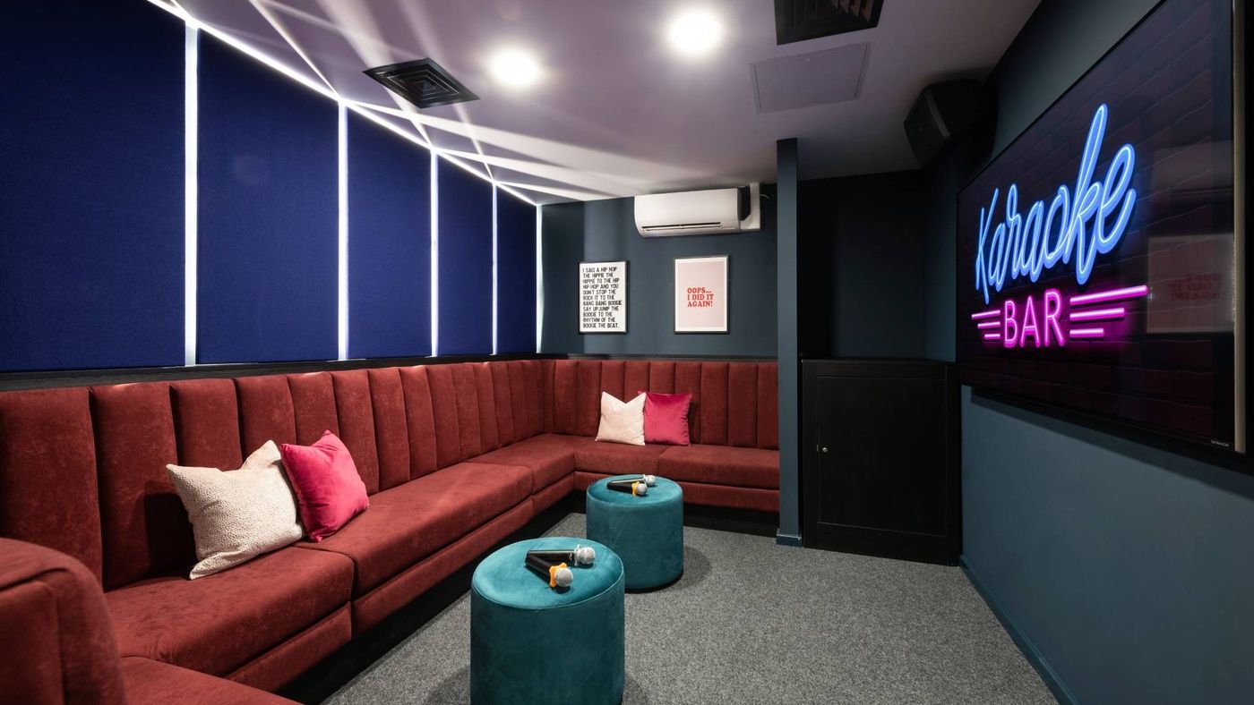 HH Karaoke Room