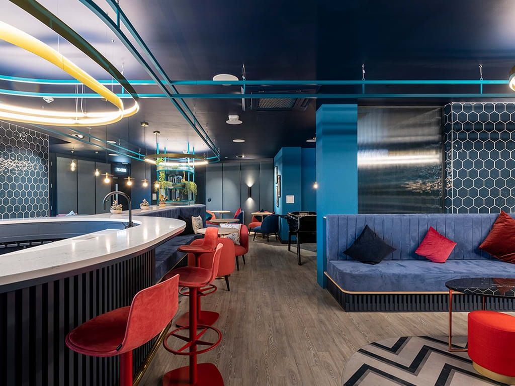 silk mill edinburgh communal bar area 1