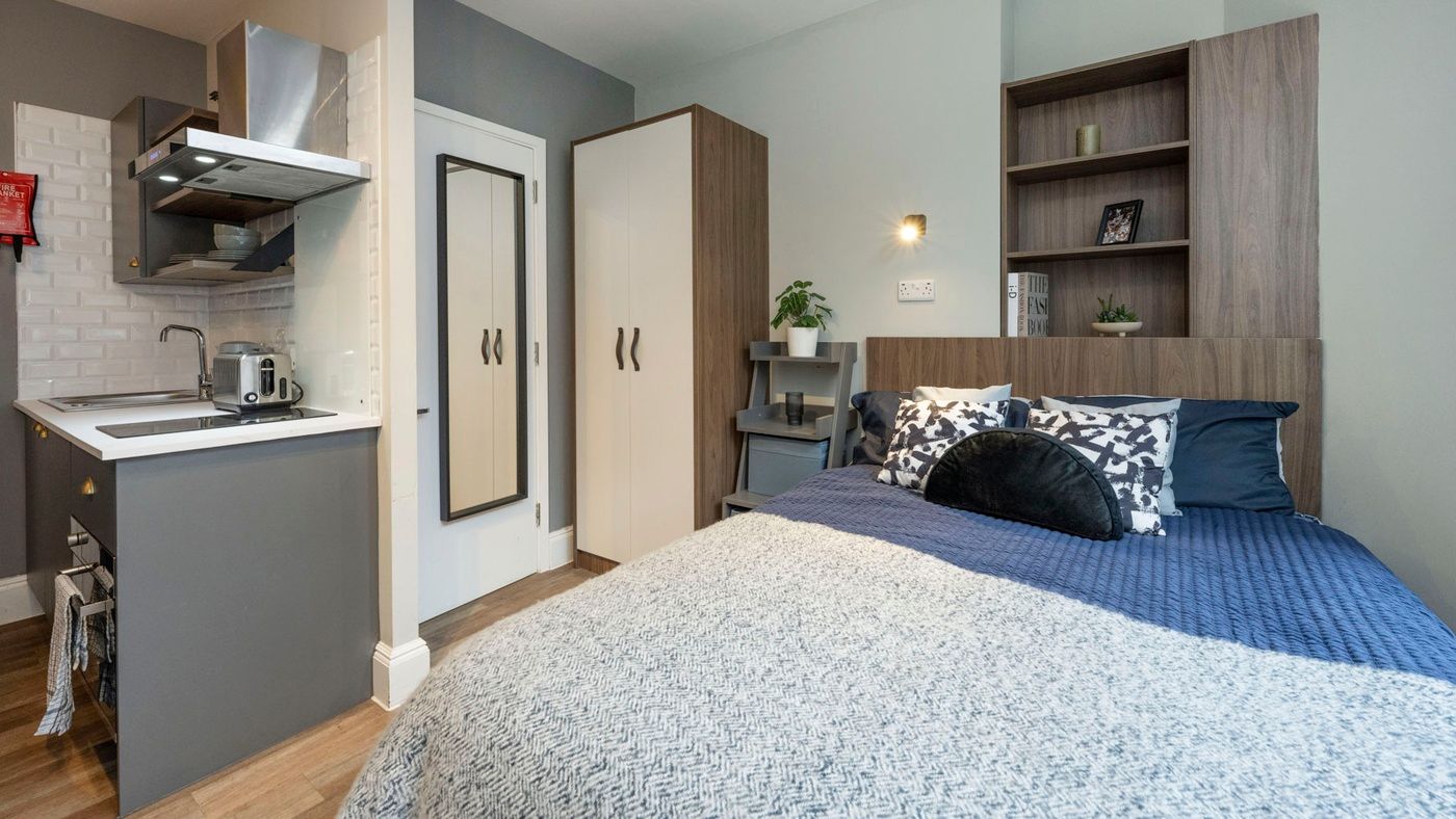 student accommodation birmingham chamberlain place gold studio